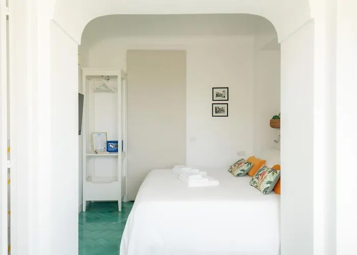 Dimora Storica Pasquale 卡普里