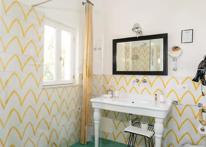 Dimora Storica Pasquale 4* 卡普里